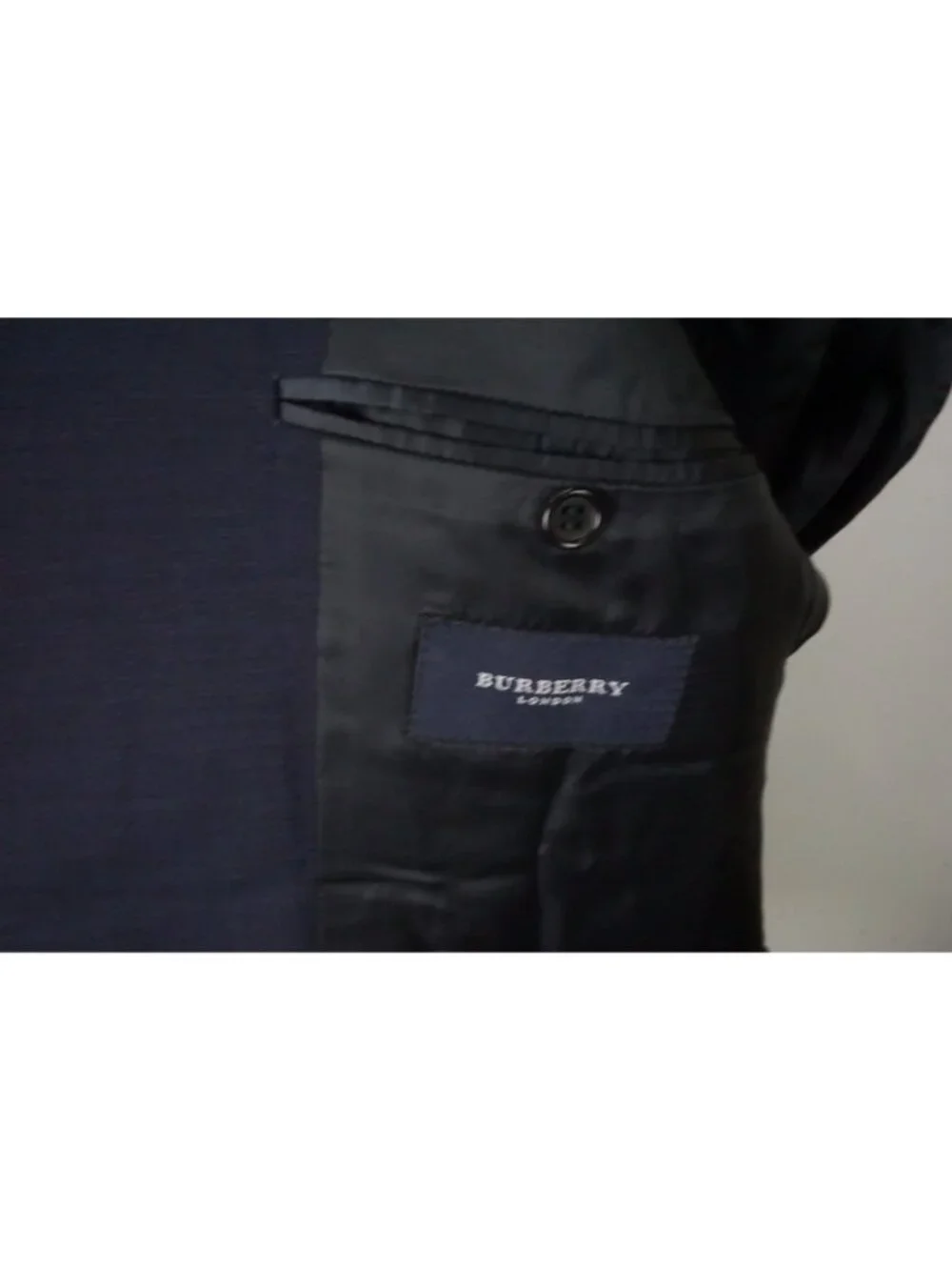 Burberry approximate measurements